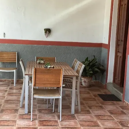 Cortijo De La Fuente