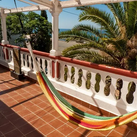 Cortijo De La Fuente Homestay *